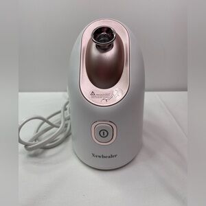 Newbealer Facial Steamer in White and Pink